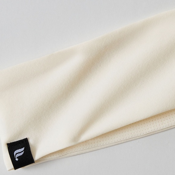 Fabletics Ivory Performance Headband - Picture 2 of 4